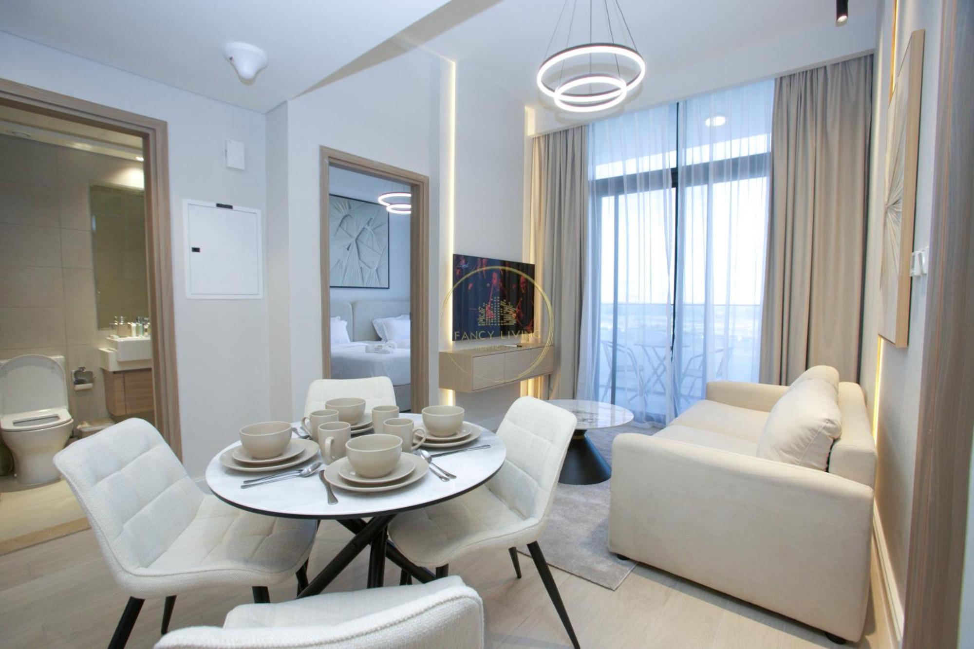 Standard 2Bhk Located In Azizi Riviera 46 Dubai Dış mekan fotoğraf