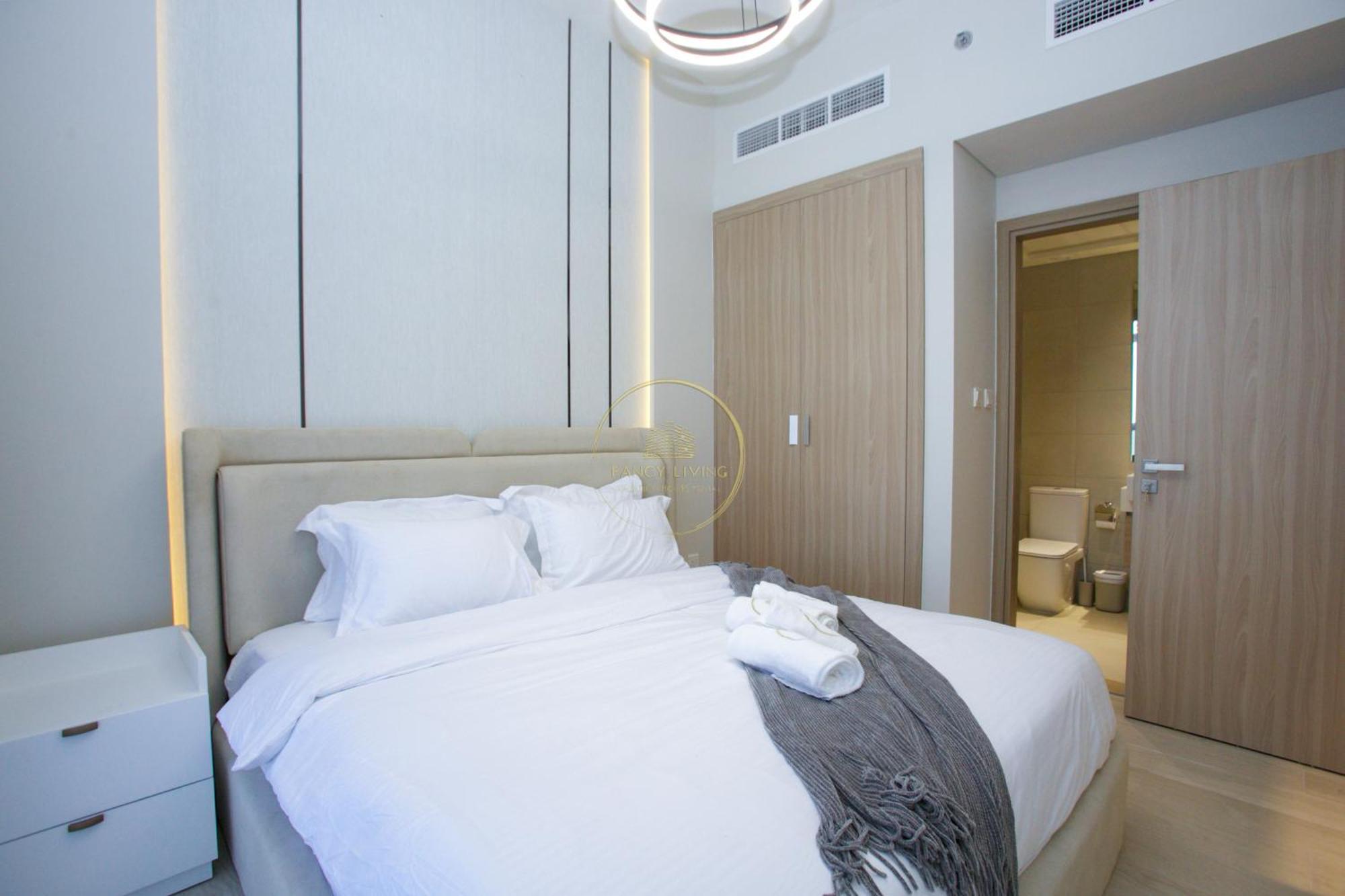 Standard 2Bhk Located In Azizi Riviera 46 Dubai Dış mekan fotoğraf