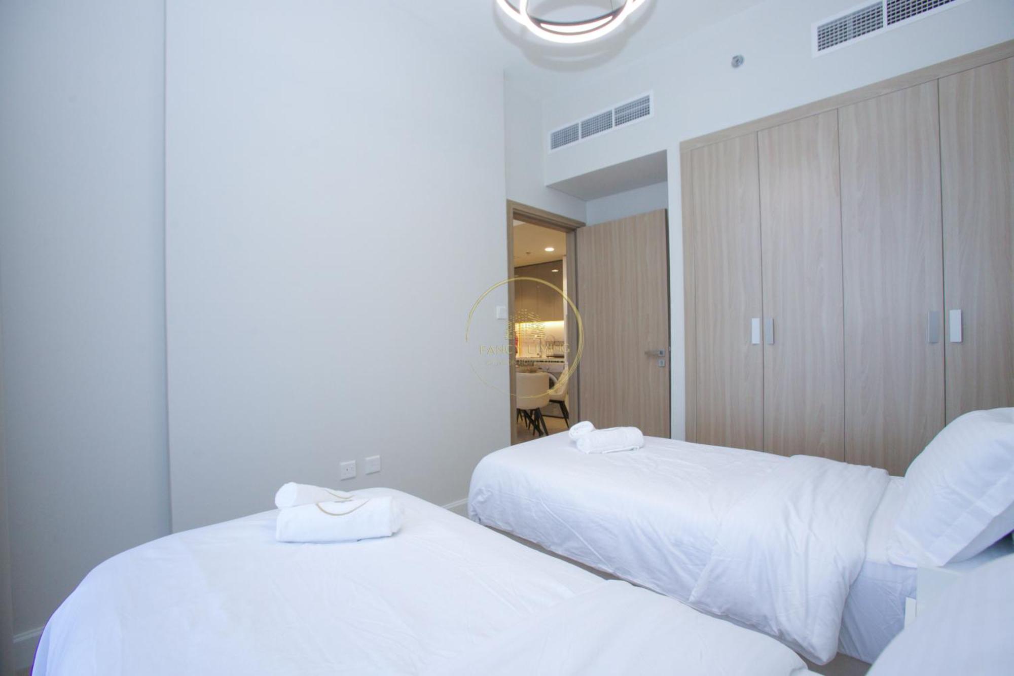 Standard 2Bhk Located In Azizi Riviera 46 Dubai Dış mekan fotoğraf